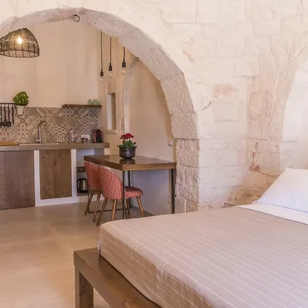 Trulli Nanni Konukevi 3*