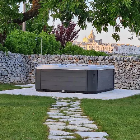 Trulli Nanni 3* 洛科罗通多