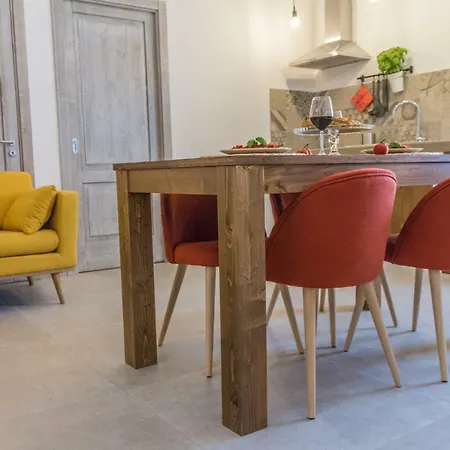 Trulli Nanni 洛科罗通多